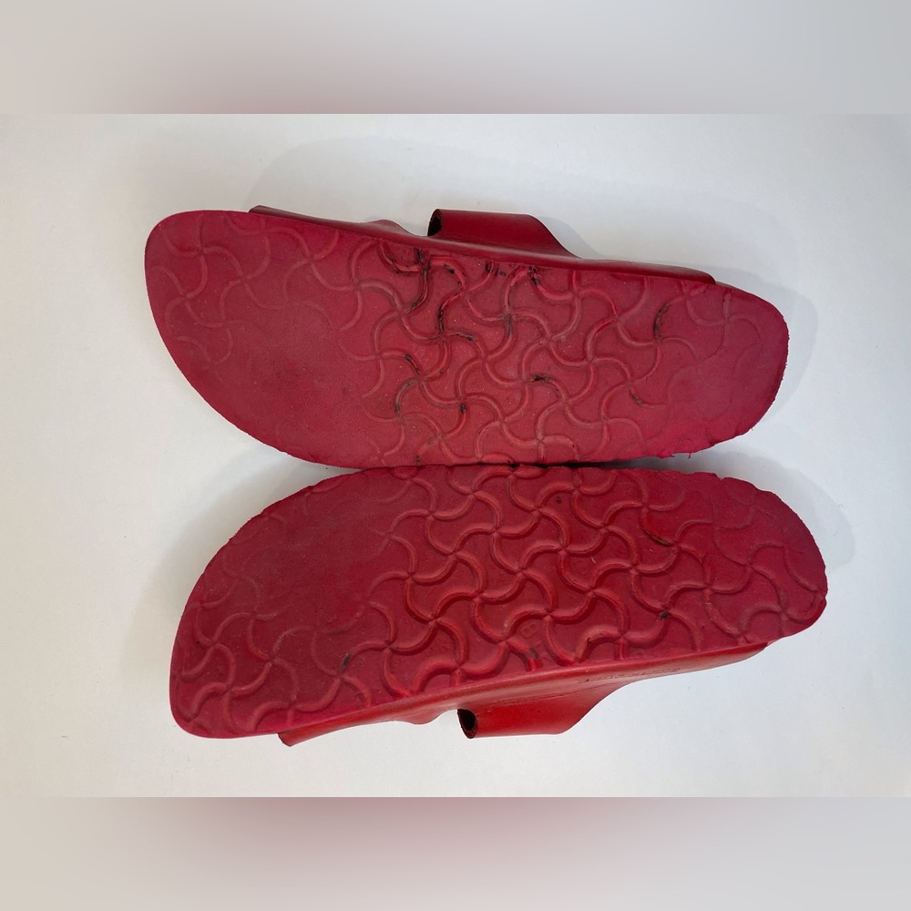 Valentino Garavani & Birkenstock Unisex Arizona Red‎ Leather Sandals Sz 8.5 (39) - Picture 13 of 14